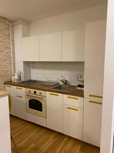 Konyha, Liberty Deluxe Apartment Cosmopolis in Ștefăneștii de Jos Konyha, Liberty Deluxe Apartment Cosmopolis in Ștefăneștii de Jos