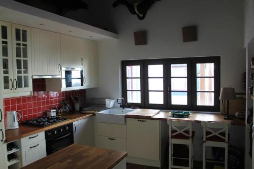 Casa do Pinheiro in อัลเคเซอ โด ซาล Casa do Pinheiro in อัลเคเซอ โด ซาล