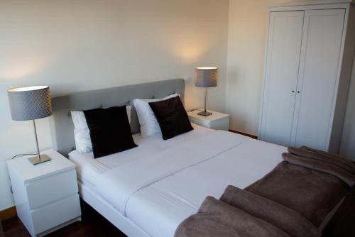 This photo about Low Cost Tourist Apartments - Palacio da Bolsa shared on HyHotel.com