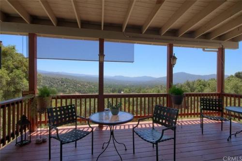 Narrow Gauge Inn in Fish Camp (CA) Narrow Gauge Inn in Fish Camp (CA)