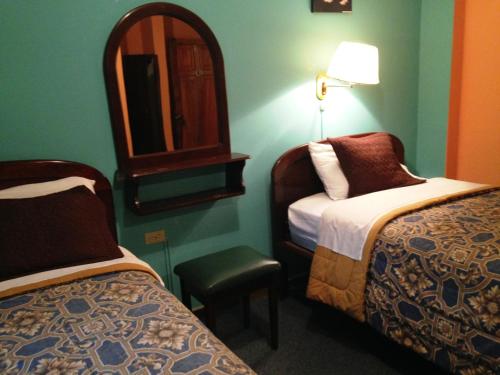 This photo about Hotel Casa Blanca shared on HyHotel.com