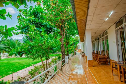 Экстерьер, THIÊN TÂN HOTEL in Côn Đảo Islands Экстерьер, THIÊN TÂN HOTEL in Côn Đảo Islands