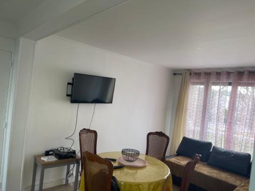 Grand Appartement spacieux à Évreux (Grand Appartement spacieux a Evreux) in Evreux Grand Appartement spacieux à Évreux (Grand Appartement spacieux a Evreux) in Evreux