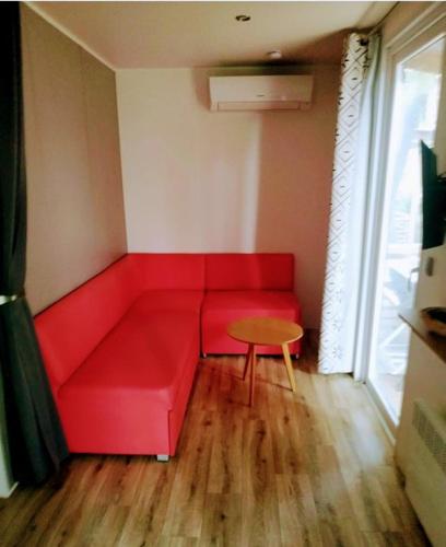Charmant mobilhome camping Les Sables d'Or 4 etoiles in Le Grau d'Agde Charmant mobilhome camping Les Sables d'Or 4 etoiles in Le Grau d'Agde
