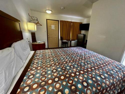 Desert Inn in Mojave (CA) Desert Inn in Mojave (CA)