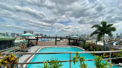 Swimming pool, Urban Travellers Hotel near EDSA LRT Station Swimming pool, Urban Travellers Hotel near EDSA LRT Station
