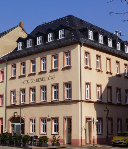 Entrance, Hotel Goldener Lowe in Waldheim Entrance, Hotel Goldener Lowe in Waldheim