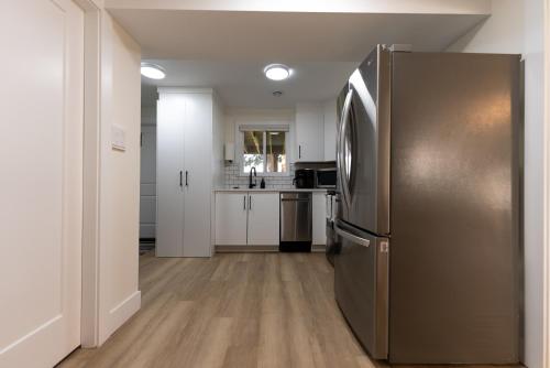 廚房, Guest Suite steps away from parks, trails & transit. in 高貴林港 (BC) 廚房, Guest Suite steps away from parks, trails & transit. in 高貴林港 (BC)