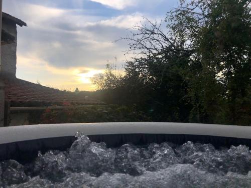 Charmant gîte en Périgord vert (Charmant gite en Perigord vert) in Montagrier Charmant gîte en Périgord vert (Charmant gite en Perigord vert) in Montagrier