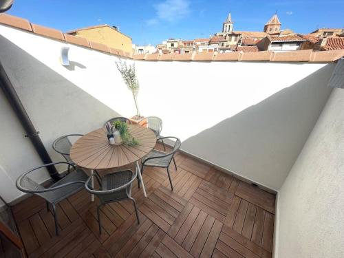 Erkély/terasz, Acogedor Ático en Cantavieja VUTE-23-026 (Acogedor Atico en Cantavieja VUTE-23-026) in Cantavieja Erkély/terasz, Acogedor Ático en Cantavieja VUTE-23-026 (Acogedor Atico en Cantavieja VUTE-23-026) in Cantavieja