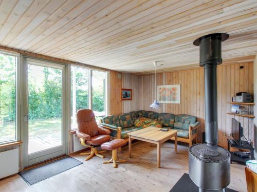 Holiday Home Jaane - 650m to the inlet by Interhome in Skuldbol Holiday Home Jaane - 650m to the inlet by Interhome in Skuldbol