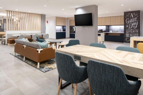 Comida y bebida, TownePlace by Marriott Suites Oshkosh in Oshkosh Comida y bebida, TownePlace by Marriott Suites Oshkosh in Oshkosh