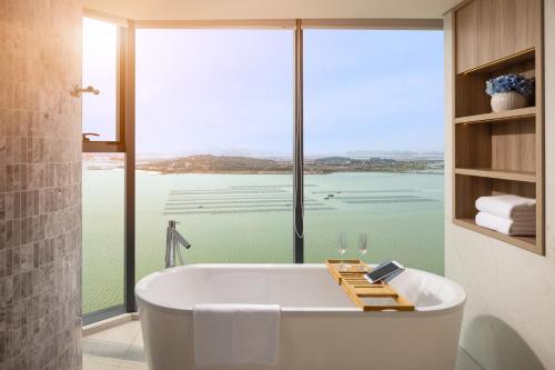 Facilities, A La Carte Ha Long Bay Managed by TASECO in Ha Long Facilities, A La Carte Ha Long Bay Managed by TASECO in Ha Long