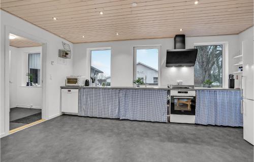 Κουζίνα, Nice apartment in Billund with WiFi and 1 Bedrooms in Billund Κουζίνα, Nice apartment in Billund with WiFi and 1 Bedrooms in Billund