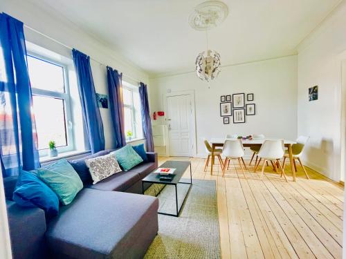 aday - Beautiful 2 bedrooms apartment in the heart of Frederikshavn in Frederikshavn City Center aday - Beautiful 2 bedrooms apartment in the heart of Frederikshavn in Frederikshavn City Center