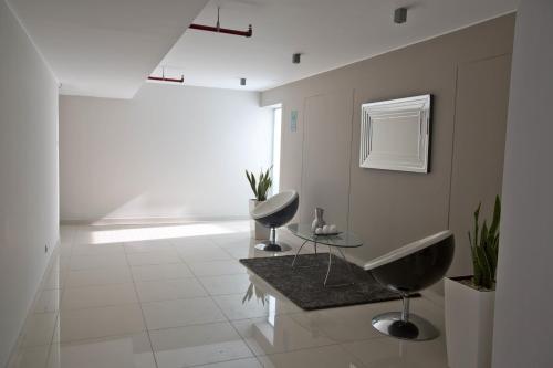 Lobby, Urbano Apartments Miraflores Pardo in Lima Lobby, Urbano Apartments Miraflores Pardo in Lima
