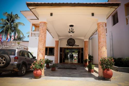 Vista exterior, Mansea Beach Hotel in Kololi Vista exterior, Mansea Beach Hotel in Kololi