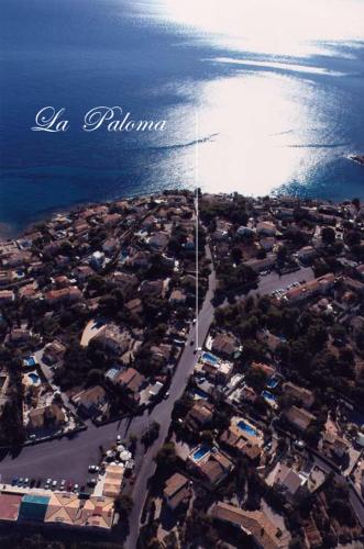 This photo about Hostal Residencial La Paloma shared on HyHotel.com