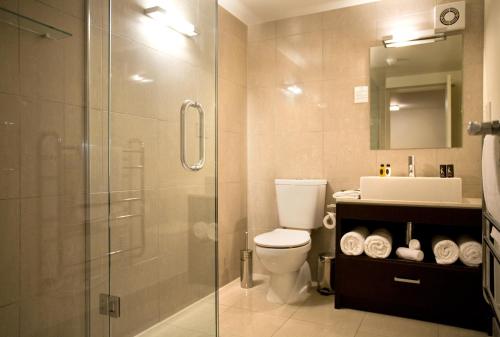 Bathroom, Sea Spray Suites - Heritage Collection in Bay of Islands Bathroom, Sea Spray Suites - Heritage Collection in Bay of Islands