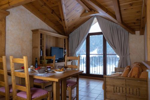 Comoditats, Apartaments Els Llacs in Bordes d' Envalira Comoditats, Apartaments Els Llacs in Bordes d' Envalira