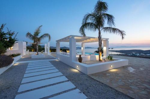 Villa with Private Pool image 6