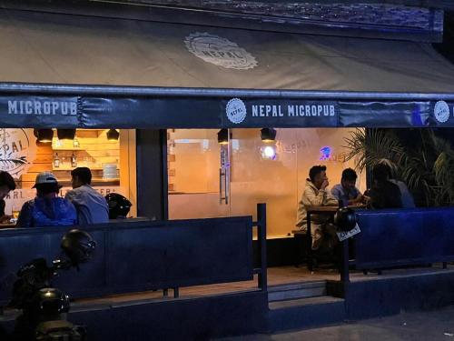 Restoran, Paris Guest House in Bharatpur Restoran, Paris Guest House in Bharatpur