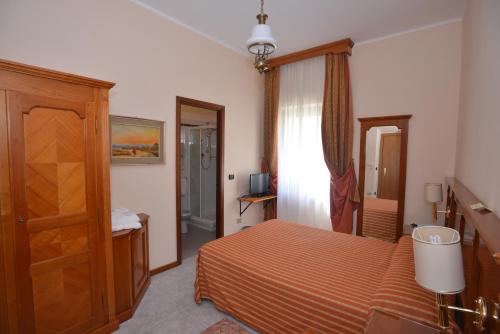 Hotel Acqui & Centro Benessere in Acqui Terme Hotel Acqui & Centro Benessere in Acqui Terme