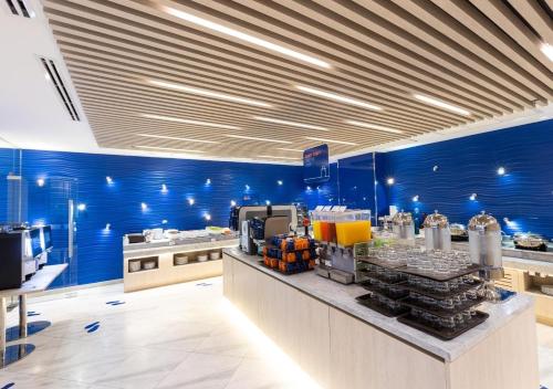 Essen und Erfrischungen, Holiday Inn Express Pattaya Central in Pattaya Essen und Erfrischungen, Holiday Inn Express Pattaya Central in Pattaya