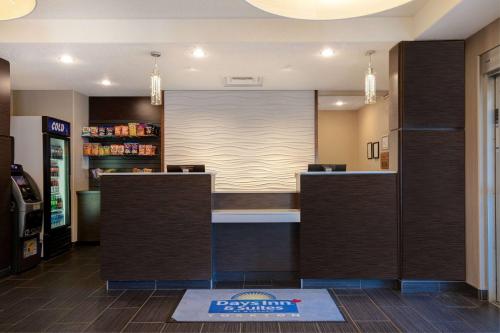 大堂, 約克頓溫德姆戴斯套房酒店 (Days Inn & Suites by Wyndham Yorkton) in 約克頓 大堂, 約克頓溫德姆戴斯套房酒店 (Days Inn & Suites by Wyndham Yorkton) in 約克頓