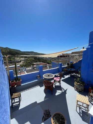 شرفة/ تراس, Vallparadis Pension Familiar" FIRDAUS" in شفشاون شرفة/ تراس, Vallparadis Pension Familiar" FIRDAUS" in شفشاون