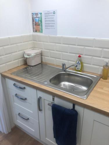 Konyha, A secluded Garden Room in sunny Southport in Southport Konyha, A secluded Garden Room in sunny Southport in Southport