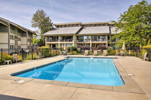 Waterfront Sandpoint Vacation Rental Lake Access! in Sandpoint (ID) Waterfront Sandpoint Vacation Rental Lake Access! in Sandpoint (ID)