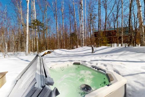 On Mountain Time in Carrabassett Valley (ME) On Mountain Time in Carrabassett Valley (ME)