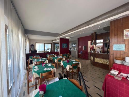Hotel Primavera in Ντεσεντζάνο Ντελ Γκάρντα Hotel Primavera in Ντεσεντζάνο Ντελ Γκάρντα