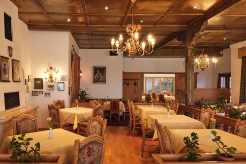 مطعم, Seehotel Grauer Bär (Seehotel Grauer Bar) in كوشيل مطعم, Seehotel Grauer Bär (Seehotel Grauer Bar) in كوشيل