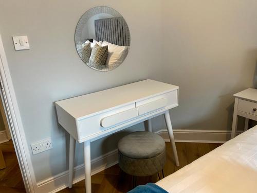 Luxury Riverside City Centre Apartment in York Luxury Riverside City Centre Apartment in York