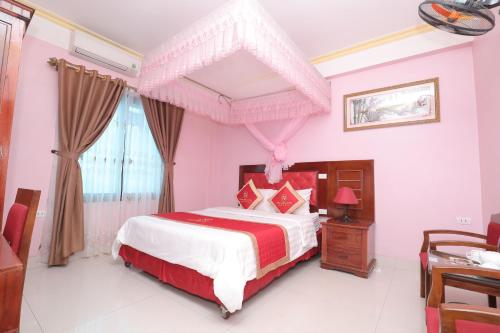 Toàn Vinh Hotel (Toan Vinh Hotel) in Lang Khiem Toàn Vinh Hotel (Toan Vinh Hotel) in Lang Khiem