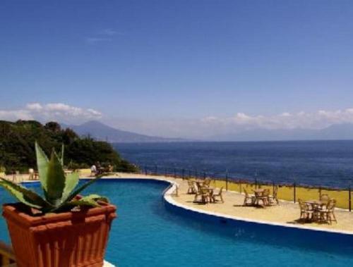 Swimming pool, Residence Posillipo near Parco Virgiliano Swimming pool, Residence Posillipo near Parco Virgiliano