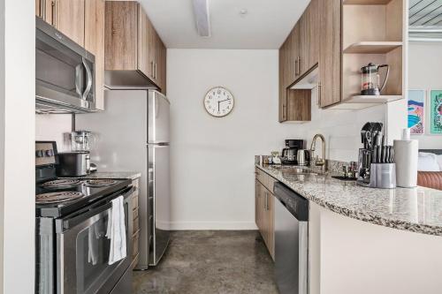 Lodgeur at Mid Main Lofts in Houston (TX) Lodgeur at Mid Main Lofts in Houston (TX)