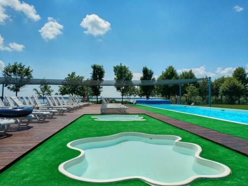 Bereg holiday park in Kamianske Bereg holiday park in Kamianske