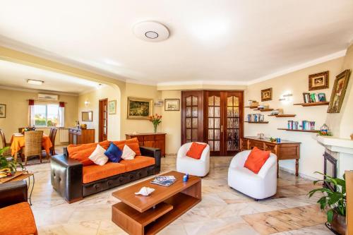 Villa Dominica by Algarve Vacation in คาวีโร Villa Dominica by Algarve Vacation in คาวีโร