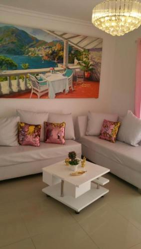 3 Santo Domingo - Huge Lovely Apt to enjoy, Air Condition - WIFI - Inverter for the light - Parking in ซานเปโดร เดอมาคอริส 3 Santo Domingo - Huge Lovely Apt to enjoy, Air Condition - WIFI - Inverter for the light - Parking in ซานเปโดร เดอมาคอริส
