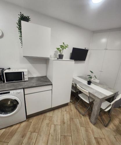 Apartamentos en Alameda junto al Corte Inglés (Apartamentos en Alameda junto al Corte Ingles) in Cartagena Apartamentos en Alameda junto al Corte Inglés (Apartamentos en Alameda junto al Corte Ingles) in Cartagena