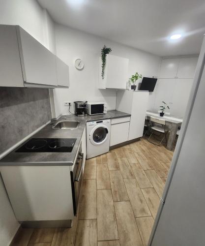 Apartamentos en Alameda junto al Corte Inglés (Apartamentos en Alameda junto al Corte Ingles) in Cartagena Apartamentos en Alameda junto al Corte Inglés (Apartamentos en Alameda junto al Corte Ingles) in Cartagena