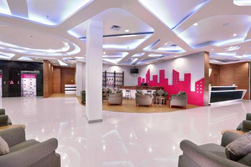 salon détente/TV commun, Favehotel Jababeka Cikarang in Cikarang Utara salon détente/TV commun, Favehotel Jababeka Cikarang in Cikarang Utara