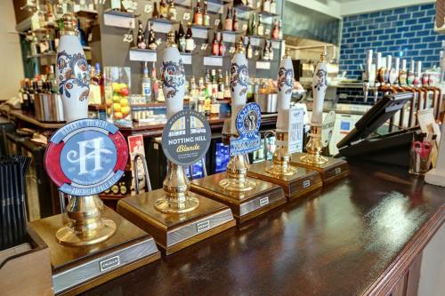 Bar/lounge, PubLove @ The Exmouth Arms in Kings Cross St. Pancras Bar/lounge, PubLove @ The Exmouth Arms in Kings Cross St. Pancras