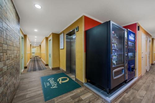 Quality Inn JFK Airport Rockaway Blvd in New York (NY) Quality Inn JFK Airport Rockaway Blvd in New York (NY)