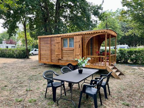 Camping La Riviere Doree in Nemours Camping La Riviere Doree in Nemours