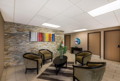 Lobby, Quality Inn & Suites Round Rock - Austin North in Round Rock Lobby, Quality Inn & Suites Round Rock - Austin North in Round Rock
