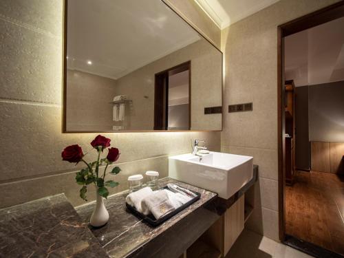 Bathroom, Prince Hotel in Tamwe Bathroom, Prince Hotel in Tamwe